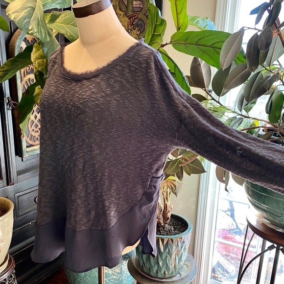 Anthropologie Deletta Nubby Circle Sweater Grey - Picture 9 of 15